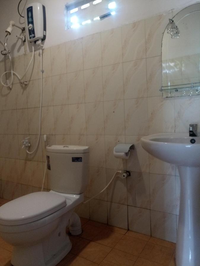 Hotel Kusuma'S Lazy Left Midigama East Esterno foto